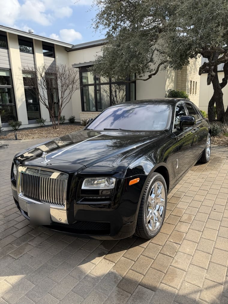 Rolls-Royce — interior, before and after by TRZ Shine & Detail in Serene Hills, Bee Cave, TX (photo 1 of 3)
