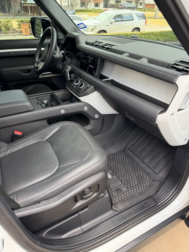 Range Rover — full detail by TRZ Shine & Detail, mobile car detailing in Austin, TX (photo 9 of 9)