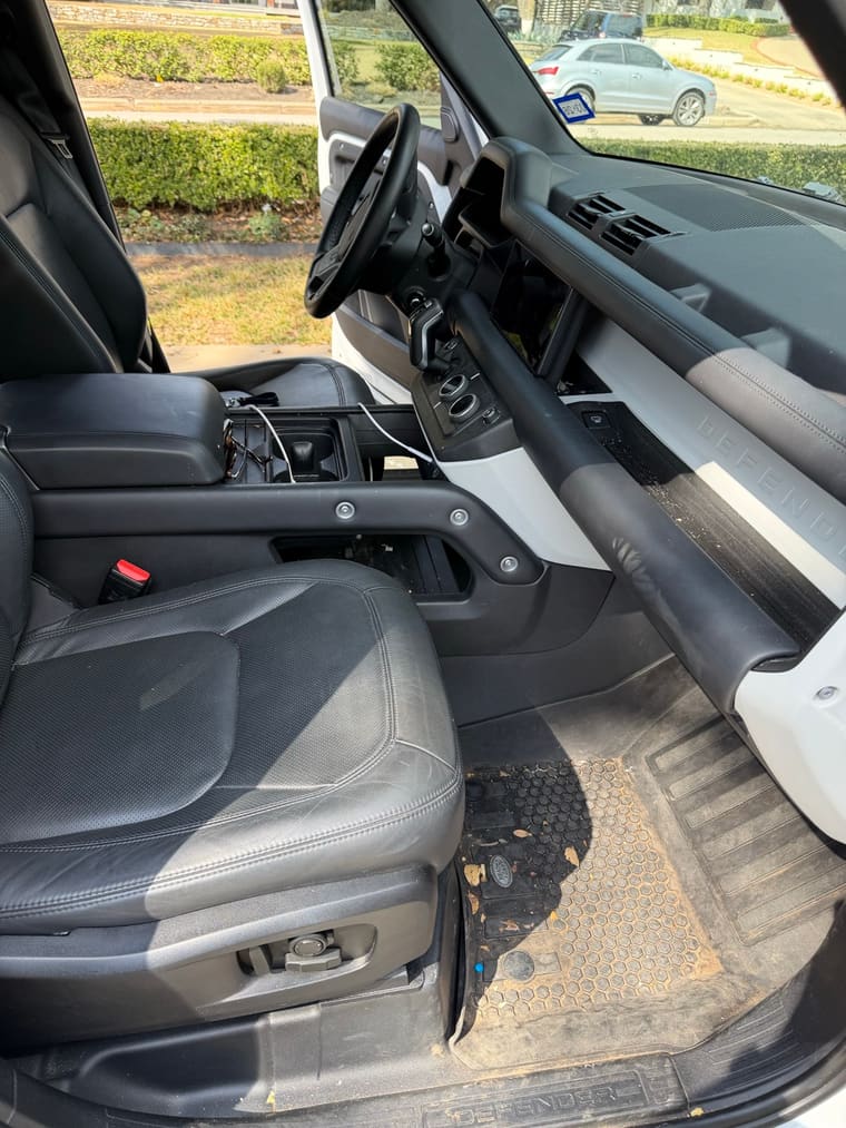 Range Rover — full detail by TRZ Shine & Detail, mobile car detailing in Austin, TX (photo 8 of 9)