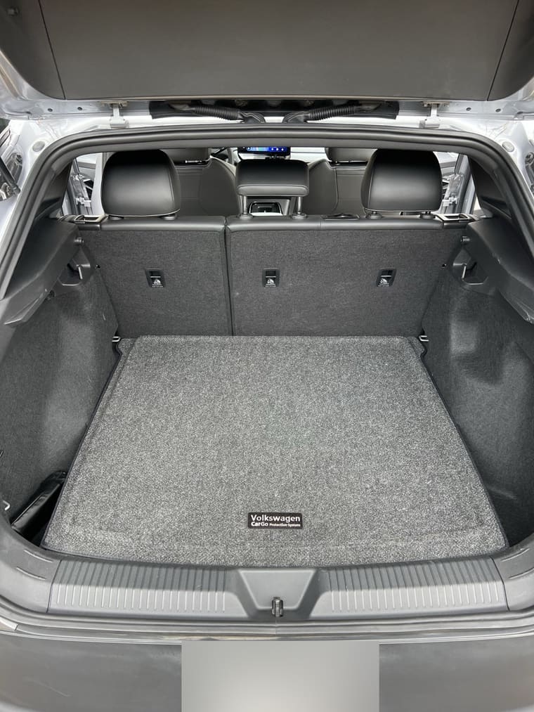 Volkswagen ID.4 — interior, before and after by TRZ Shine & Detail in Shoal Creek, North Austin, TX (photo 3 of 4)