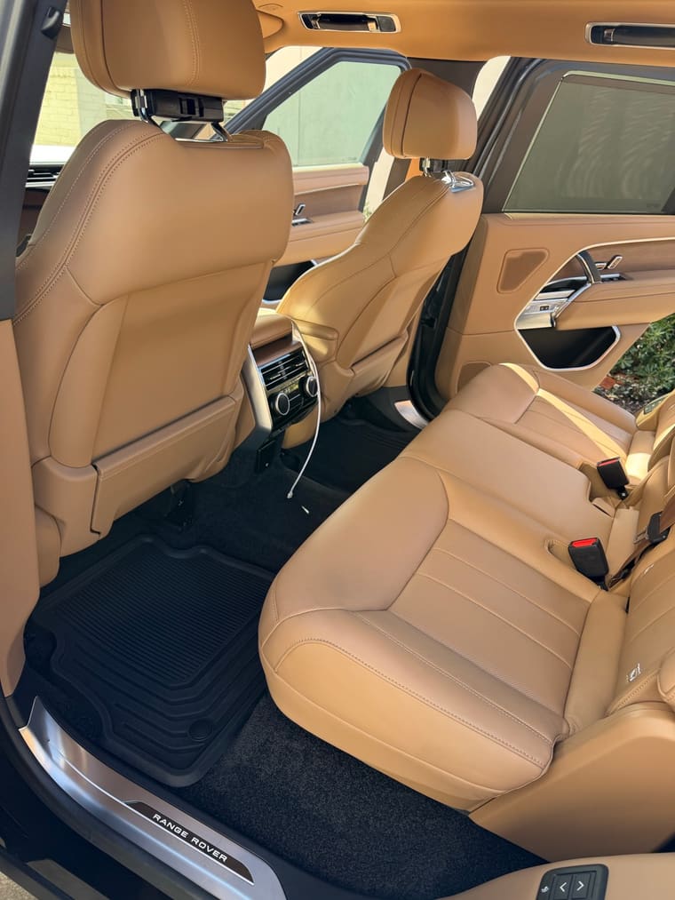 Range Rover — full detail by TRZ Shine & Detail, mobile car detailing in Austin, TX (photo 3 of 9)